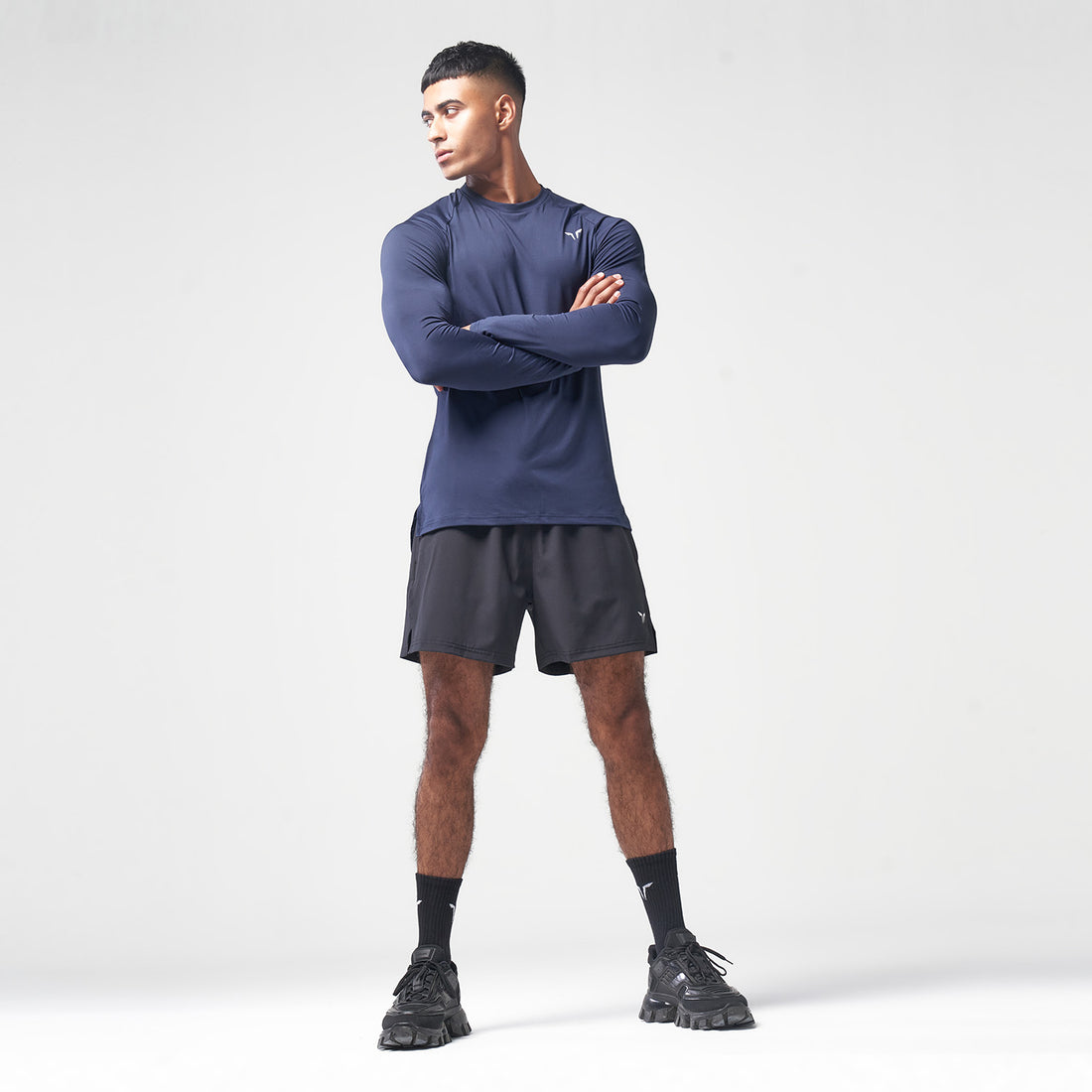 ESSENTIAL ULTRALIGHT FULL SLEEVES TEE - NAVY